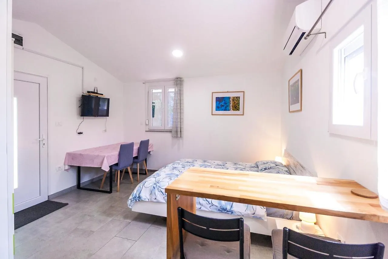 Apartment & Studio Gortan Ferienwohnung Marcana, Pula, Istria Istrien