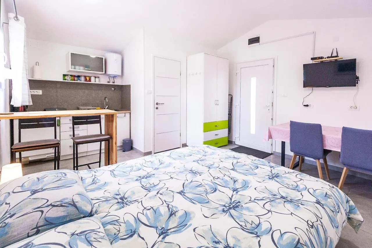 Apartment & Studio Gortan Ferienwohnung Marcana, Pula, Istria Istrien 0*,  Kroatien