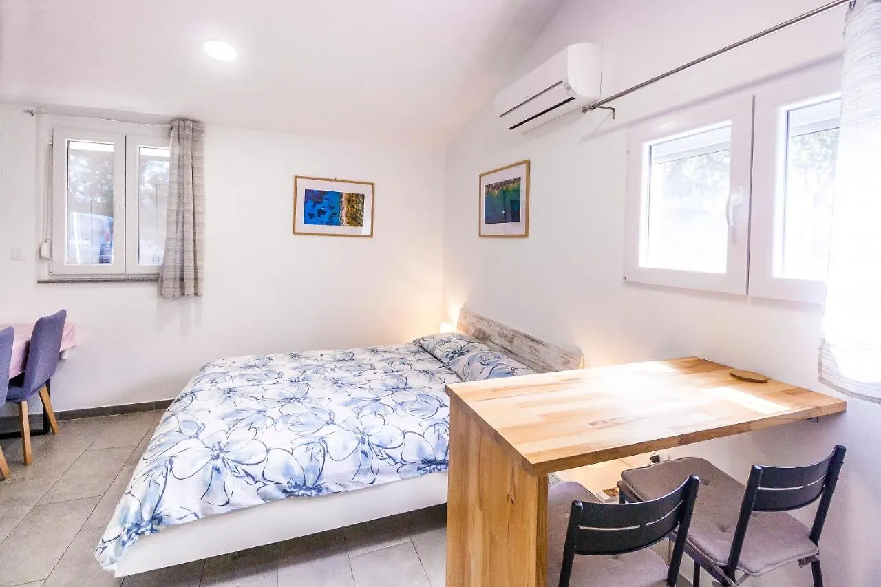 Apartment & Studio Gortan Ferienwohnung Marcana, Pula, Istria Istrien